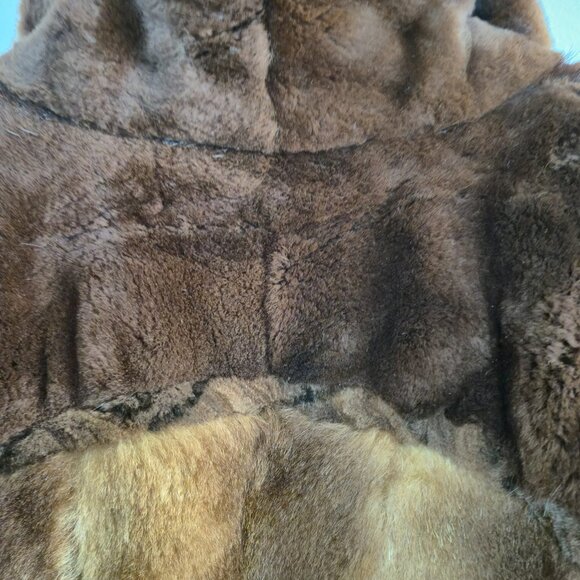 Vintage Gerard Samuel Women Fur Coat - Picture 7 of 17